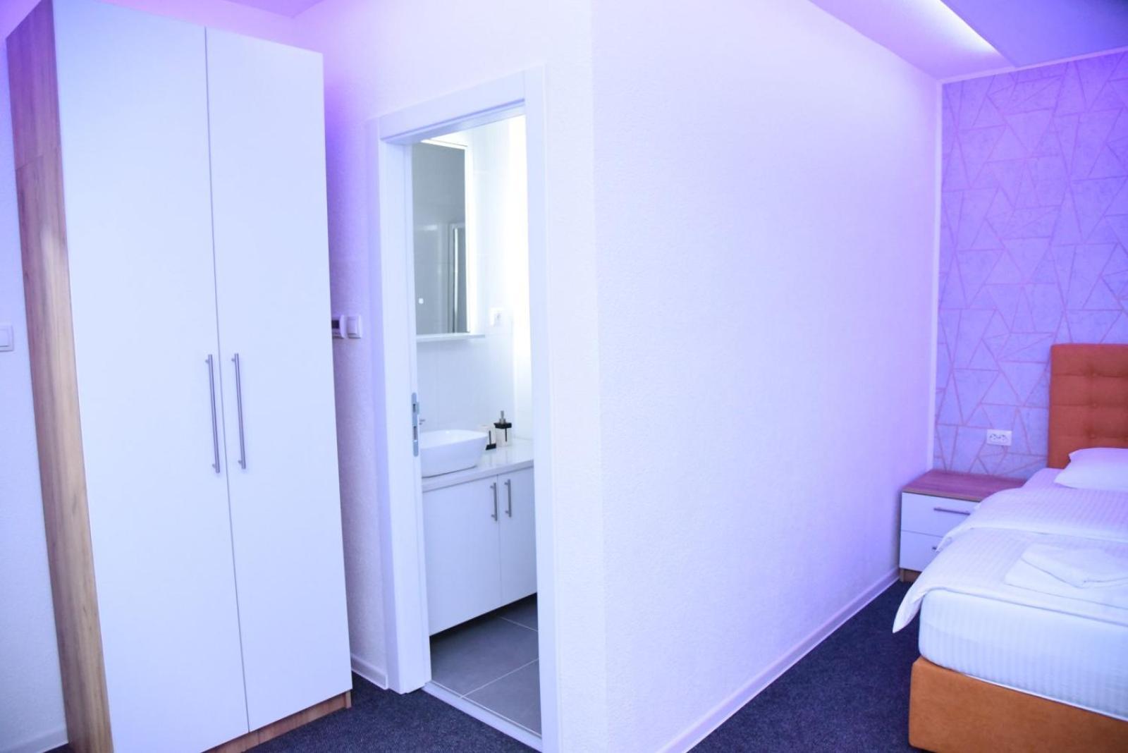 Vb Apartmani Prijedor Esterno foto