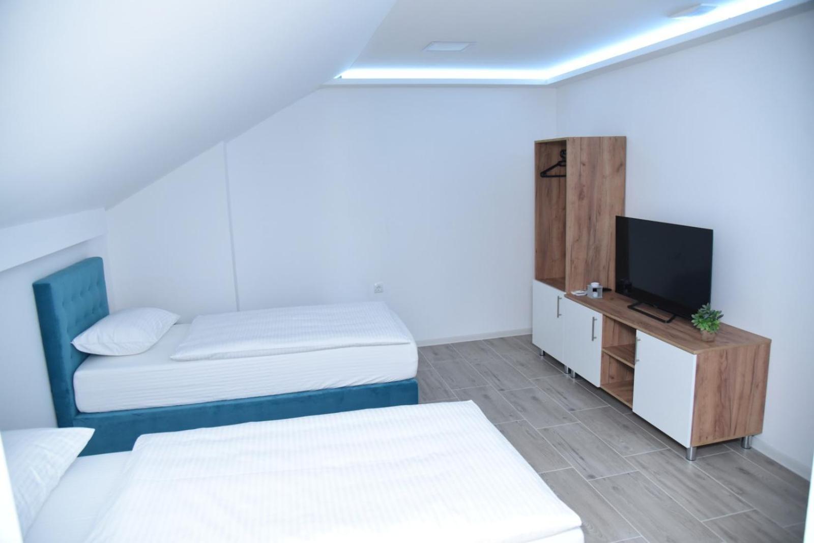 Vb Apartmani Prijedor Esterno foto
