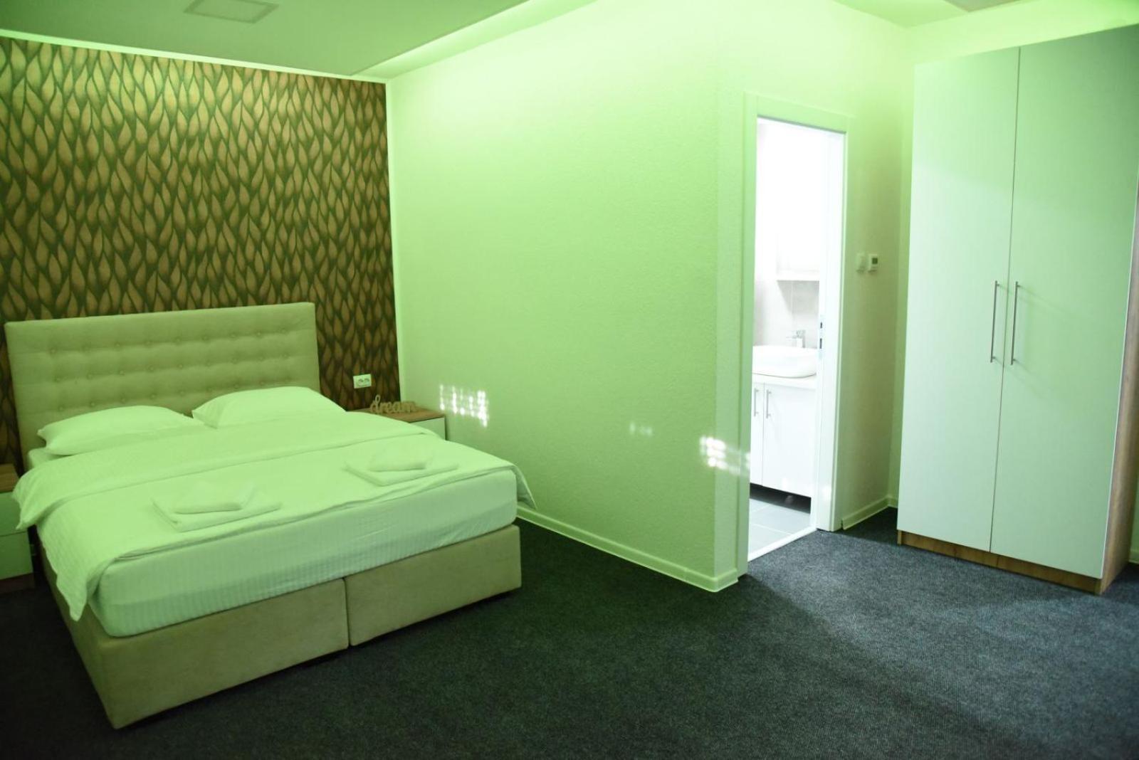 Vb Apartmani Prijedor Esterno foto